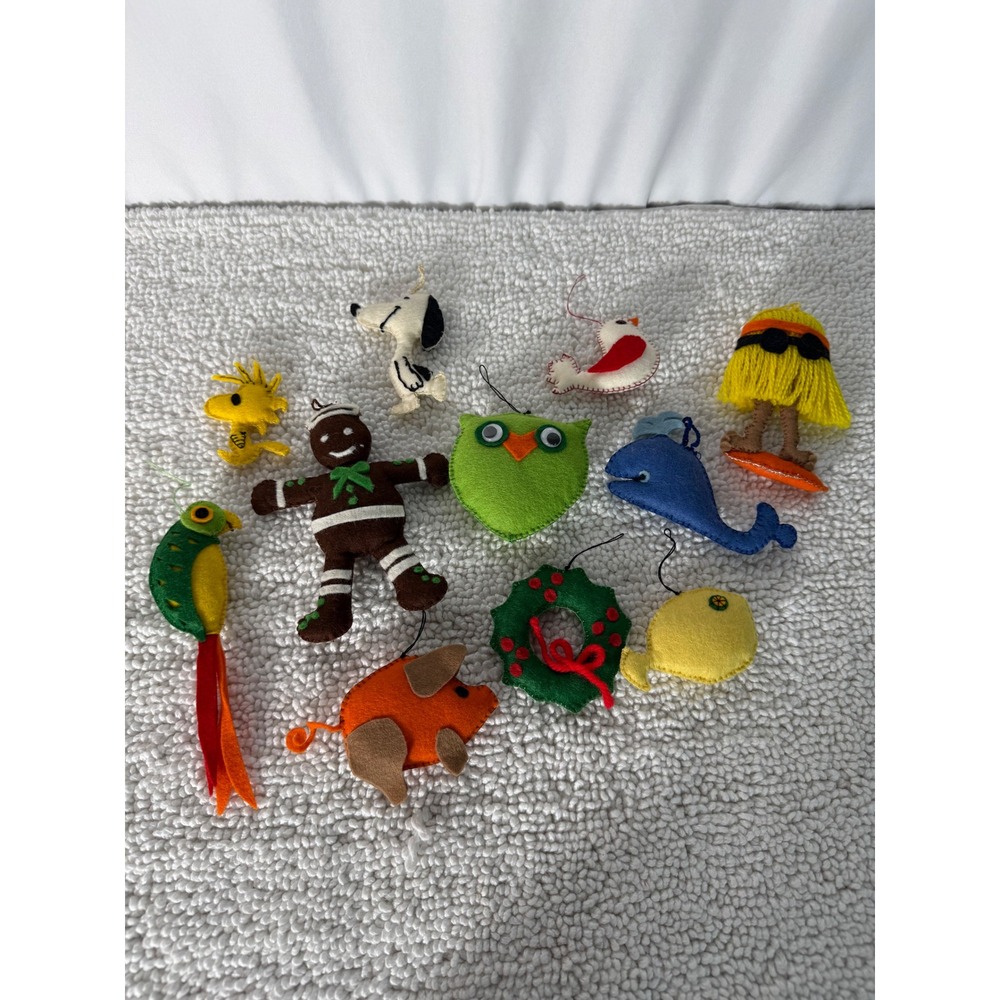 VTG Felt‎ Christmas Ornaments 11 pc Lot Snoopy Gingerbread Man Owl Wreath